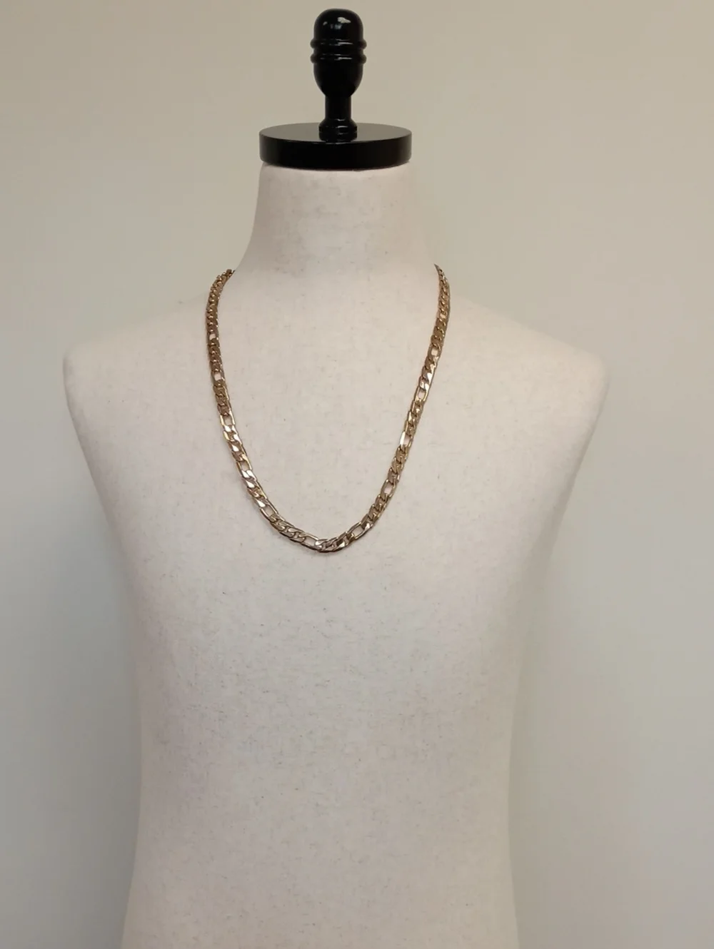 Gold Tone Chunky Curb Link Chain Necklace 30 Inch